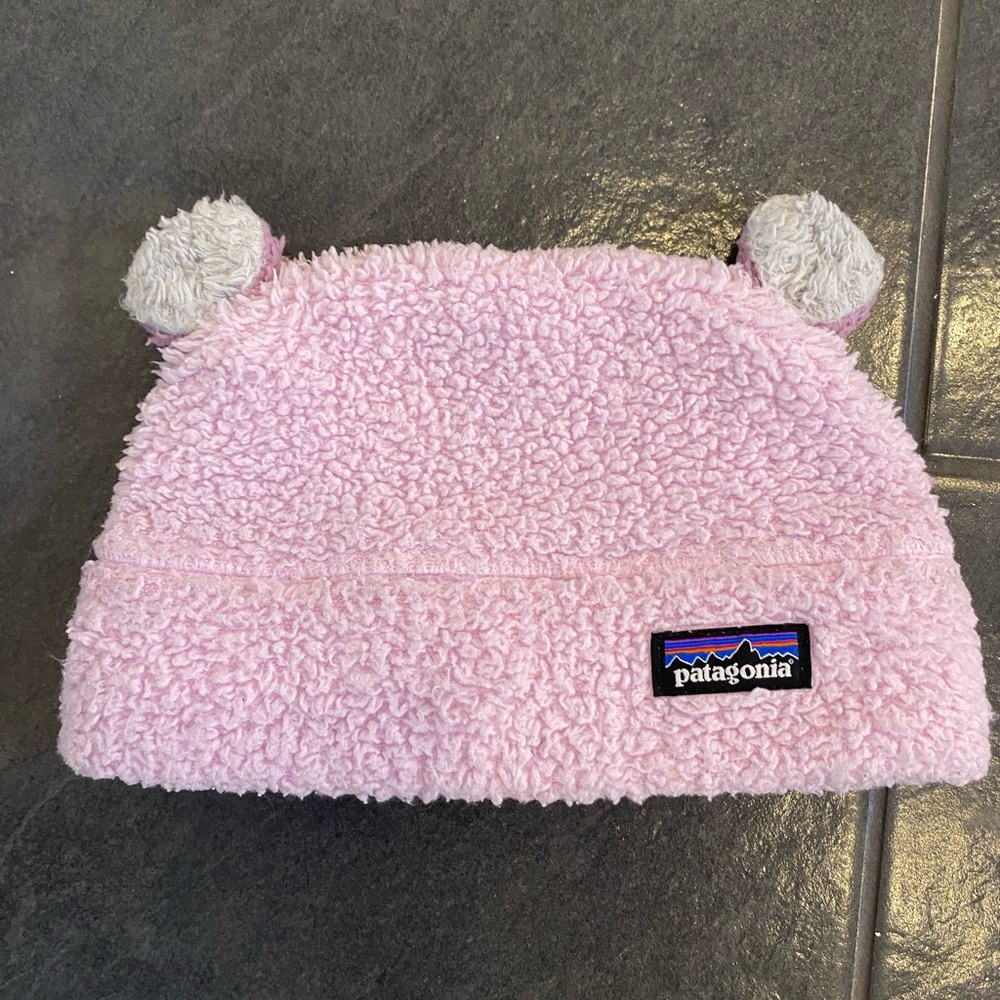 Patagonia 12 months girls Pink Fleece Beanie